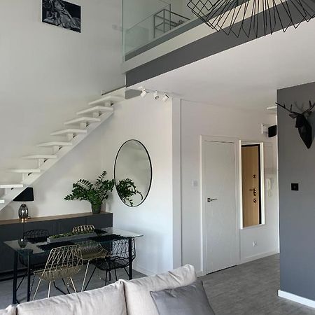 Ekskluzywny Penthouse Z Ogrodem W Centrum Lodzi Buitenkant foto
