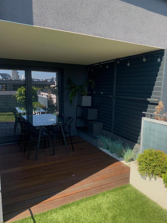 Ekskluzywny Penthouse Z Ogrodem W Centrum Lodzi Buitenkant foto