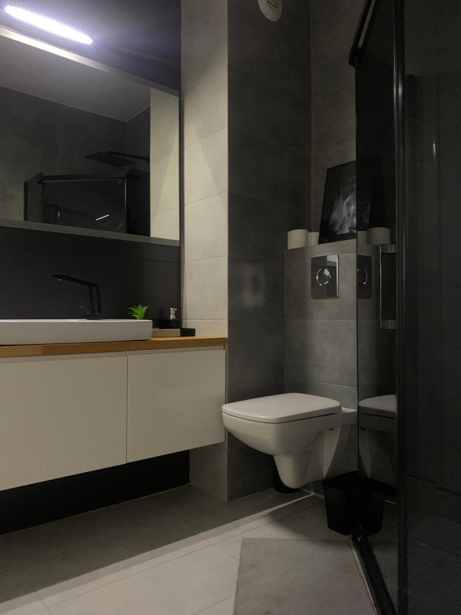 Ekskluzywny Penthouse Z Ogrodem W Centrum Lodzi Buitenkant foto